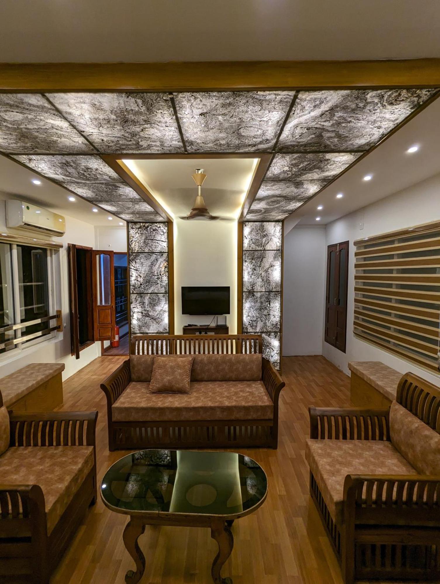 Grand Villa Houseboat คุมาราคม ภายนอก รูปภาพ